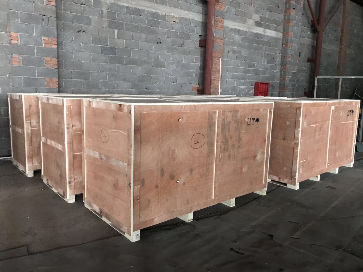 定做木质包装箱 出口木箱 设备木箱包装 木托盘
